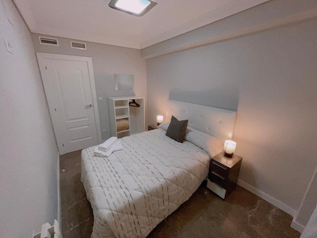 Piso Atares Calle Alfonso Apartment Zaragoza Bagian luar foto